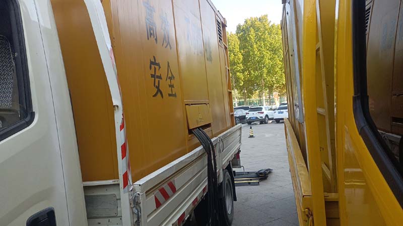和县如何判断柴油发电机组和UPS电源的切换时间是否符合要求？